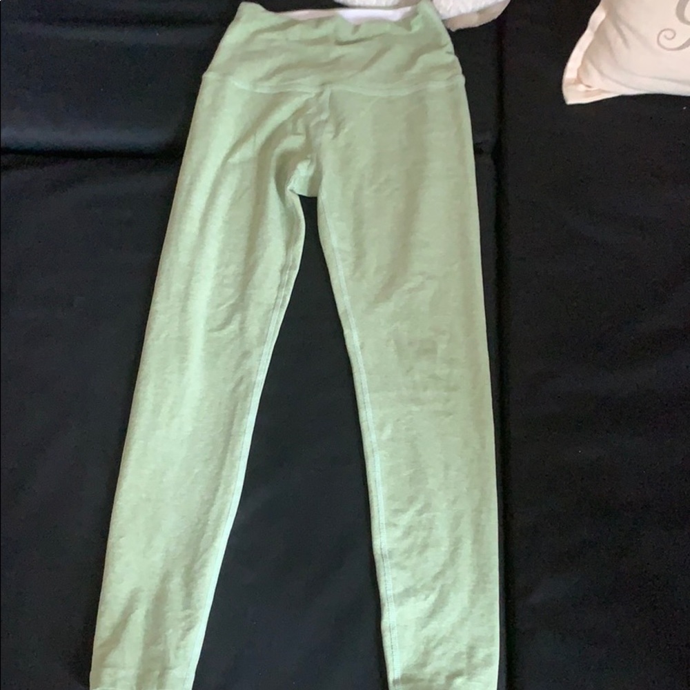 Light green Beyond Yoga leggings